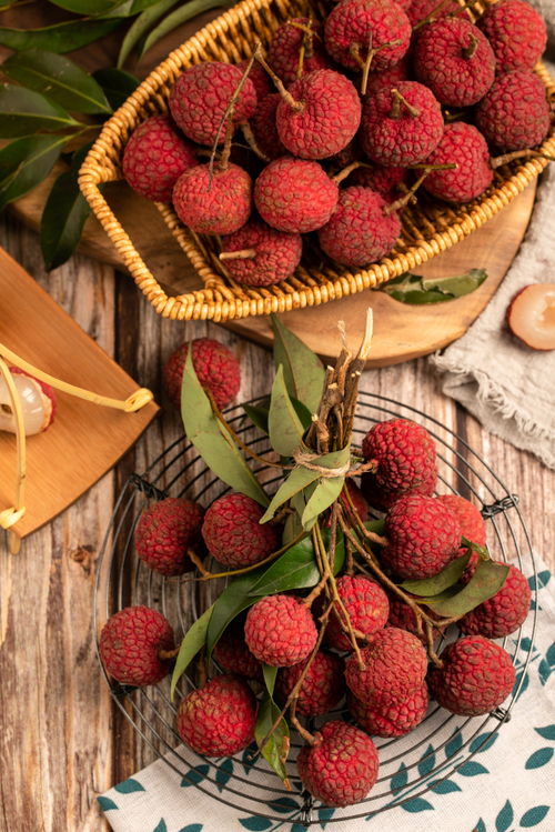 仙進奉荔枝 無核荔枝的夏日盛宴與攝影美學